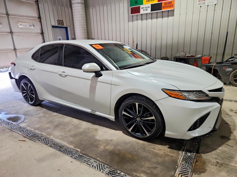 Продаж на аукціоні авто 2018 Toyota Camry, vin: 4T1B61HK6JU106039, номер лоту: 66961166
