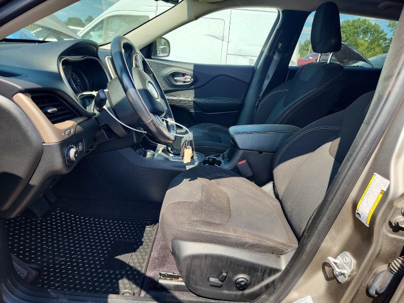 Продаж на аукціоні авто 2017 Jeep Cherokee, vin: 1C4PJMCS6HW532717, номер лоту: 65943846