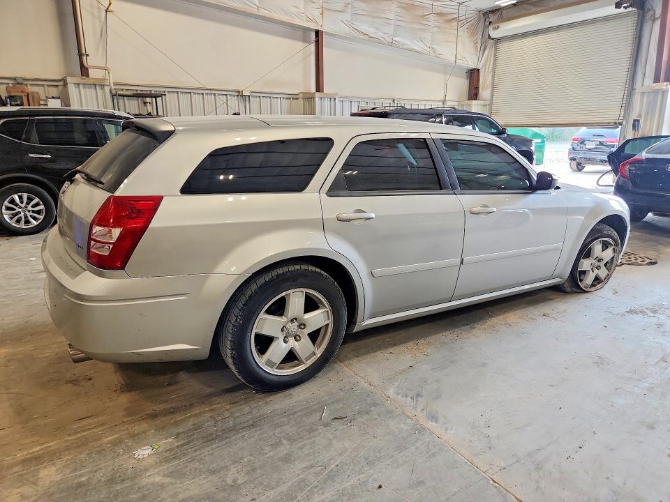2005 Dodge Magnum მანქანა იყიდება აუქციონზე, vin: 2D4GZ48V45H582069, აუქციონის ნომერი: 63755646
