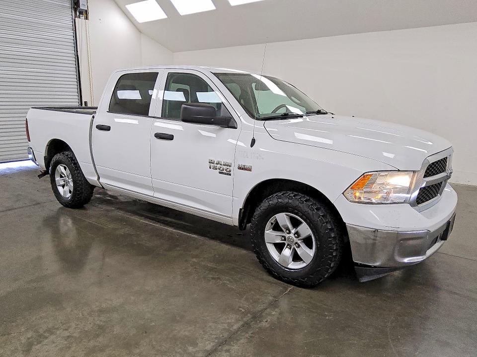 63752856 :رقم المزاد ، 1C6RR6KT6KS746927 vin ، 2019 Ram 1500 Classic مزاد بيع