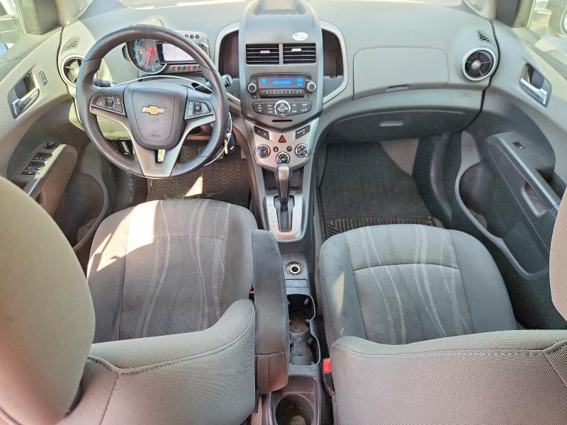 65269376 :رقم المزاد ، 1G1JC6SH4F4187268 vin ، 2015 Chevrolet Sonic مزاد بيع