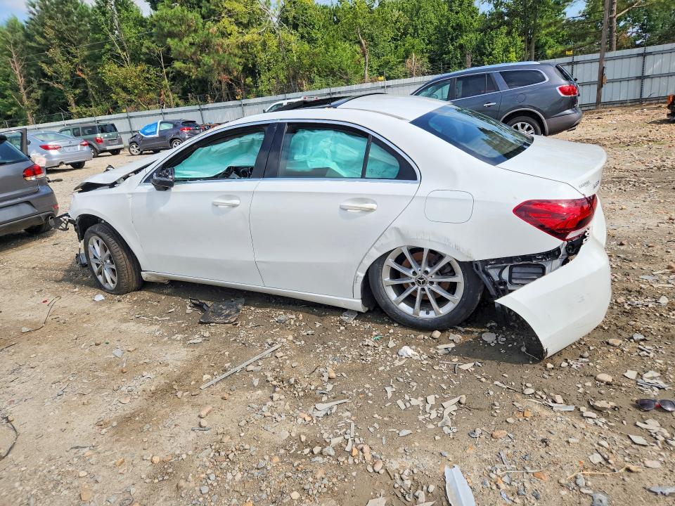 64312926 :رقم المزاد ، W1K3G4FB3LJ211898 vin ، 2020 Mercedes-benz A مزاد بيع