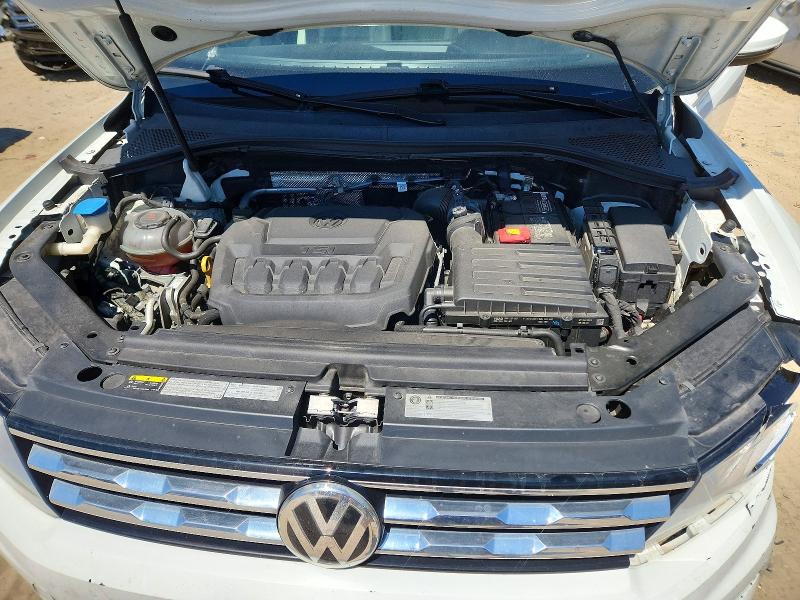 63883966 :رقم المزاد ، 3VV2B7AX5KM145513 vin ، 2019 Volkswagen Tiguan مزاد بيع
