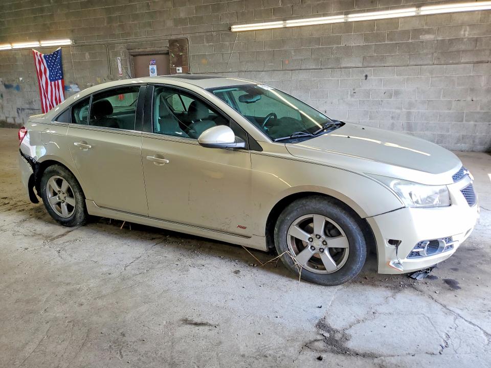 64554786 :رقم المزاد ، 1G1PC5SB2E7476839 vin ، 2014 Chevrolet Cruze مزاد بيع