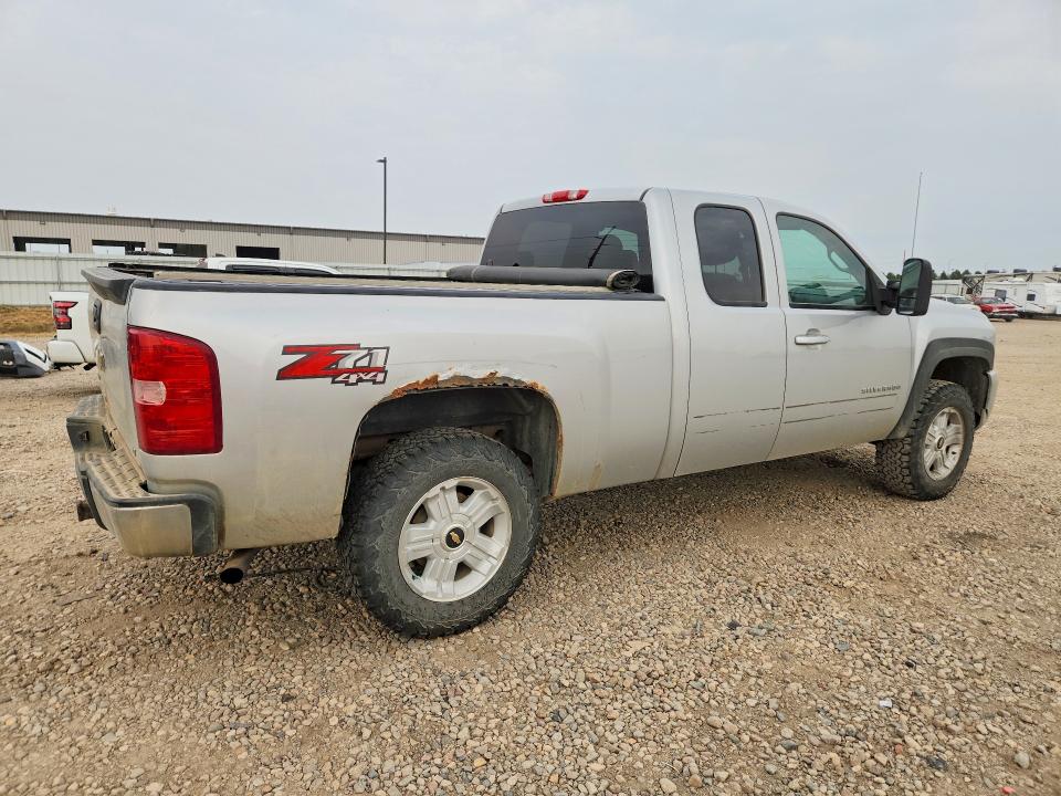 2010 Chevrolet Silverado მანქანა იყიდება აუქციონზე, vin: 1GCSKSE31AZ252046, აუქციონის ნომერი: 63797636