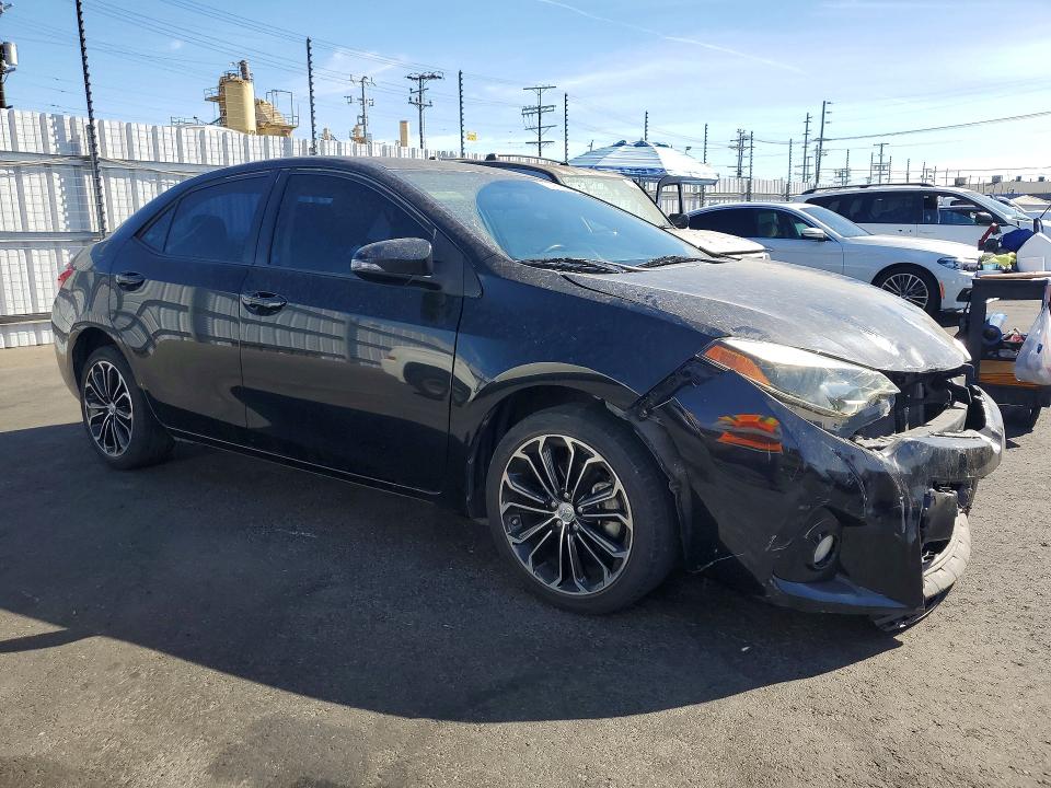 64220156 :رقم المزاد ، 5YFBURHE4GP531641 vin ، 2016 Toyota Corolla مزاد بيع