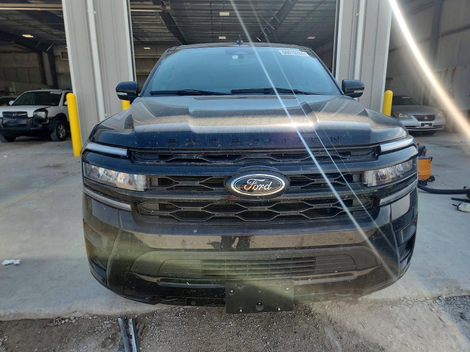 2024 Ford Expedition მანქანა იყიდება აუქციონზე, vin: 1FMJU2A87REA95676, აუქციონის ნომერი: 66010286
