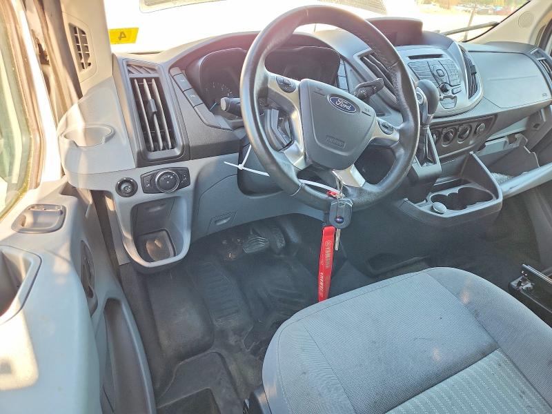 66008736 :رقم المزاد ، 1FBAX2CM6HKA61870 vin ، 2017 Ford Transit مزاد بيع