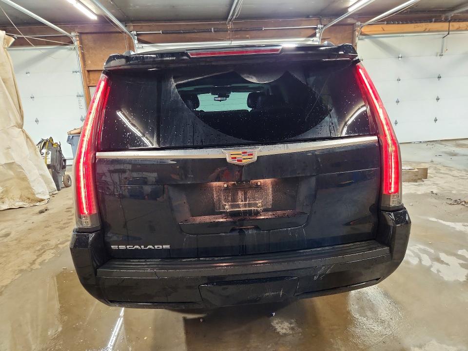 Продажа на аукционе авто 2020 Cadillac Escalade, vin: 1GYS4HKJ2LR163955, номер лота: 65905636