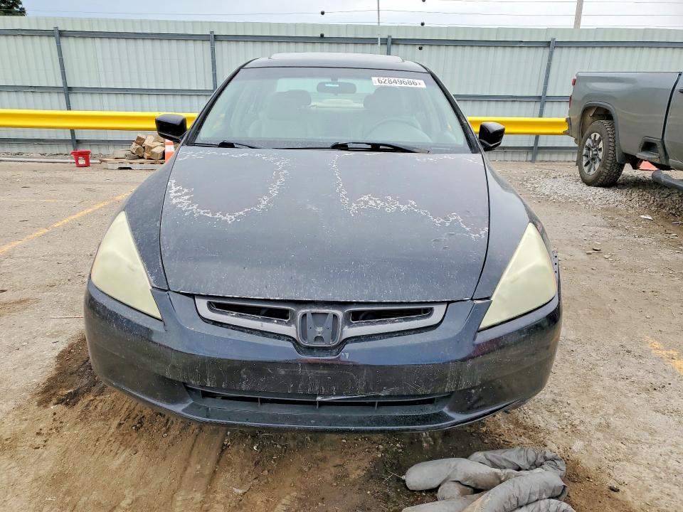 62849686 :رقم المزاد ، 1HGCM66593A087257 vin ، 2003 Honda Accord مزاد بيع