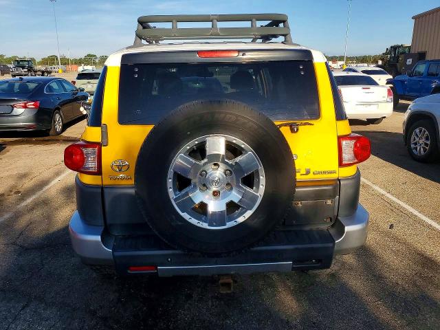 65435996 :رقم المزاد ، JTEBU11F270004126 vin ، 2007 Toyota Fj Cruiser مزاد بيع