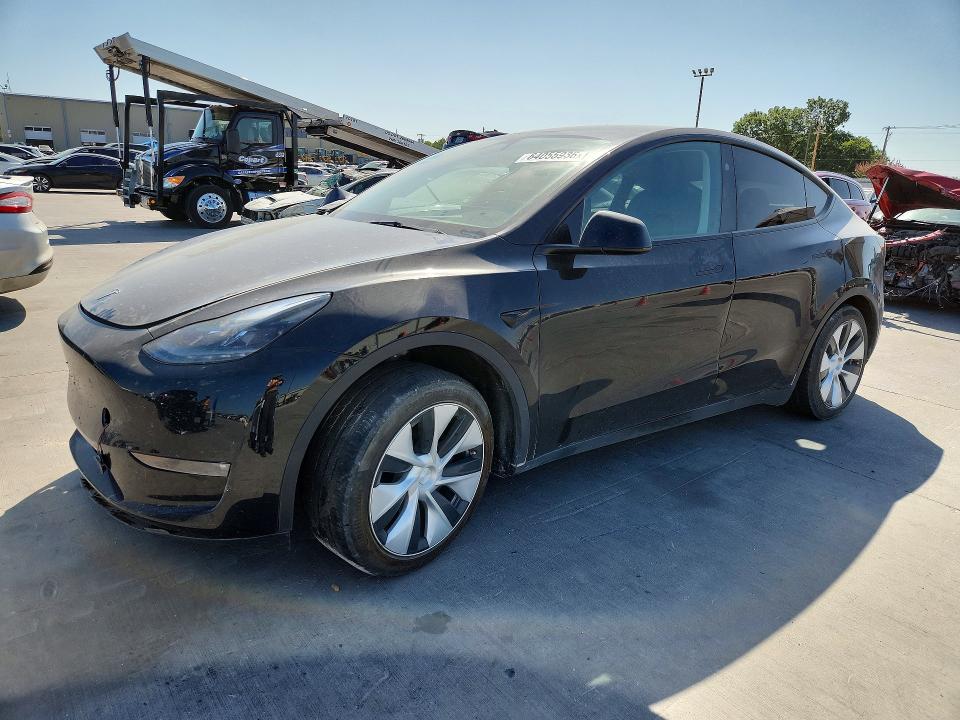 Auction sale of the 2023 Tesla Model Y, vin: 7SAYGDEE0PF797679, lot number: 64055936