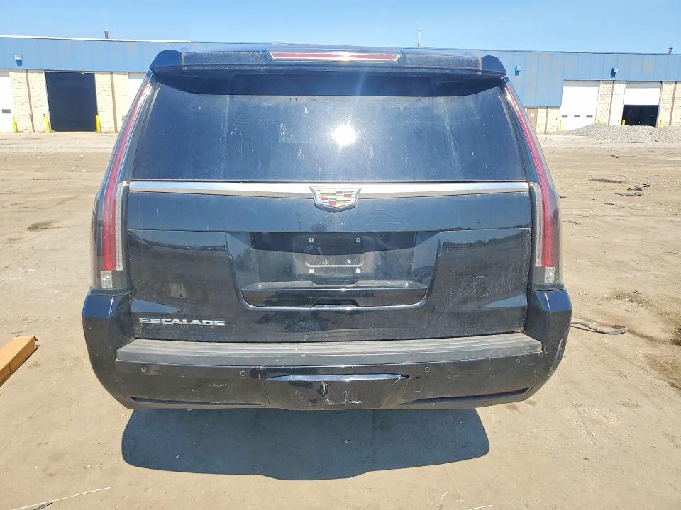 64083536 :رقم المزاد ، 1GYS3HKJ1GR267622 vin ، 2016 Cadillac Escalade مزاد بيع