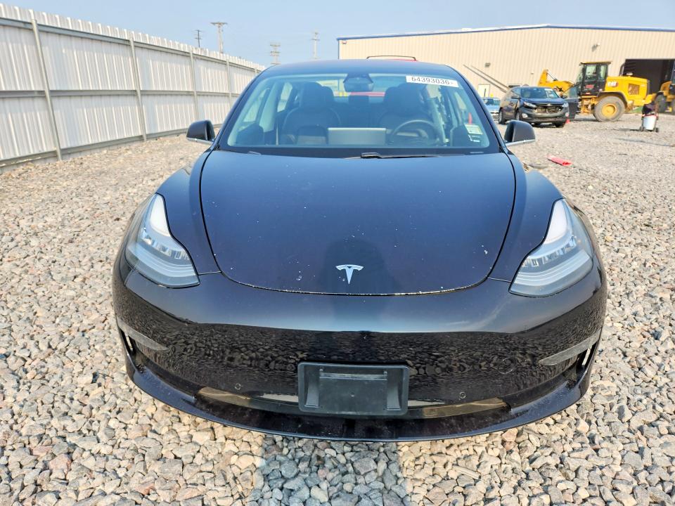 2018 Tesla Model 3 მანქანა იყიდება აუქციონზე, vin: 5YJ3E1EB6JF071804, აუქციონის ნომერი: 64393036
