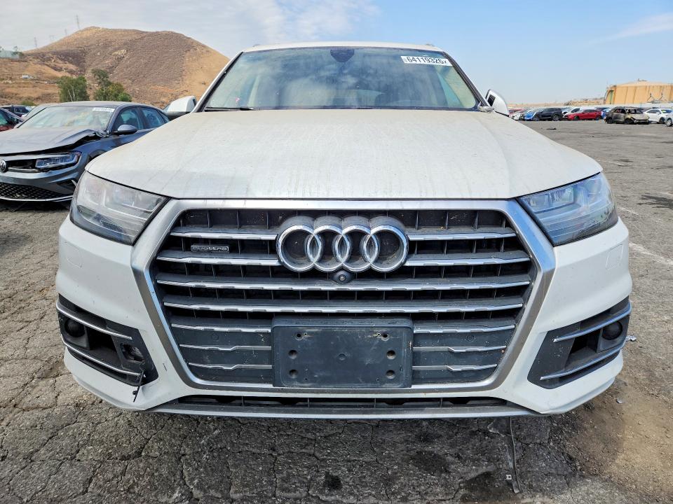 Продажа на аукционе авто 2017 Audi Q7, vin: WA1VAAF79HD041867, номер лота: 64119326