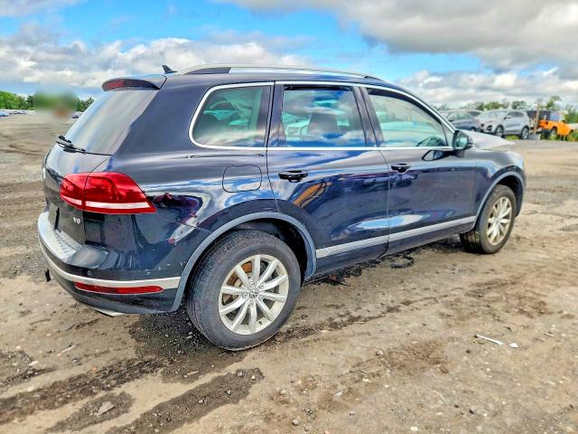 2016 Volkswagen Touareg მანქანა იყიდება აუქციონზე, vin: WVGEF9BPXGD012447, აუქციონის ნომერი: 63898356
