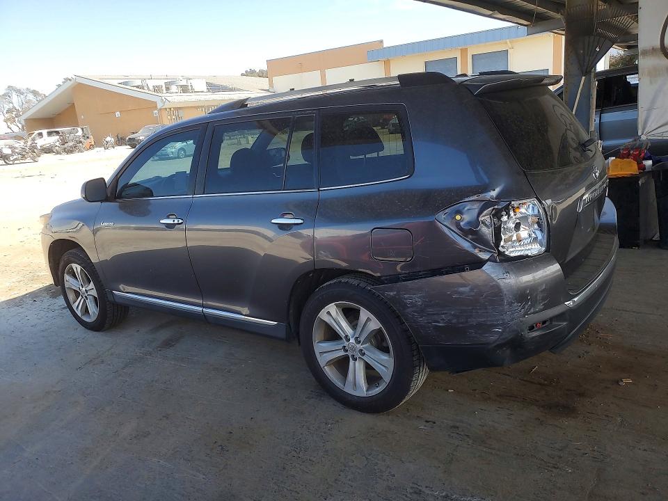 Auction sale of the 2013 Toyota Highlander, vin: 5TDYK3EHXDS109050, lot number: 64335736
