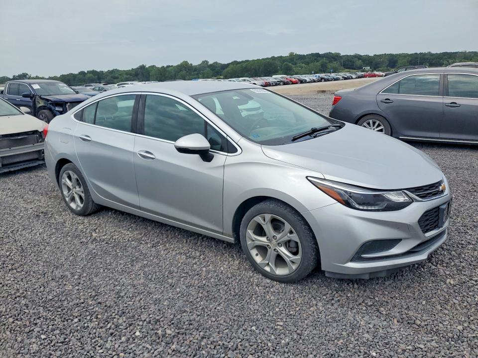 2017 Chevrolet Cruze მანქანა იყიდება აუქციონზე, vin: 1G1BF5SM7H7260640, აუქციონის ნომერი: 63621006