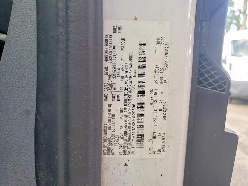 64602576 :رقم المزاد ، 1FTYR1CMXFKA99596 vin ، 2015 Ford Transit مزاد بيع