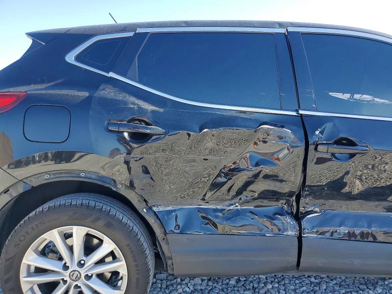 66599766 :رقم المزاد ، JN1BJ1CP1KW242111 vin ، 2019 Nissan Rogue Sport مزاد بيع