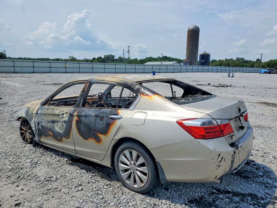 2014 Honda Accord მანქანა იყიდება აუქციონზე, vin: 1HGCR3F84EA031157, აუქციონის ნომერი: 65957036