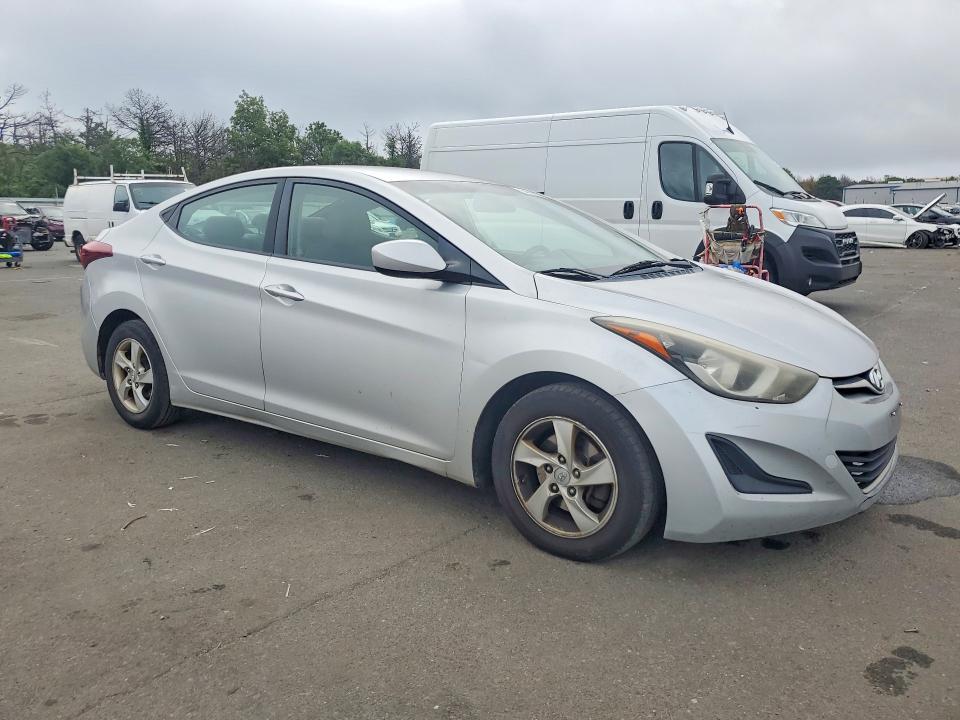 64147376 :رقم المزاد ، KMHDH4AE7FU266561 vin ، 2015 Hyundai Elantra مزاد بيع