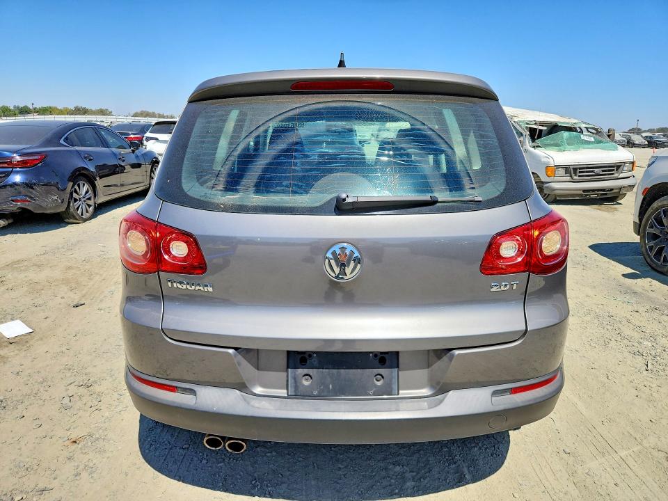 Продаж на аукціоні авто 2011 Volkswagen Tiguan, vin: WVGAV7AX5BW527506, номер лоту: 65863966
