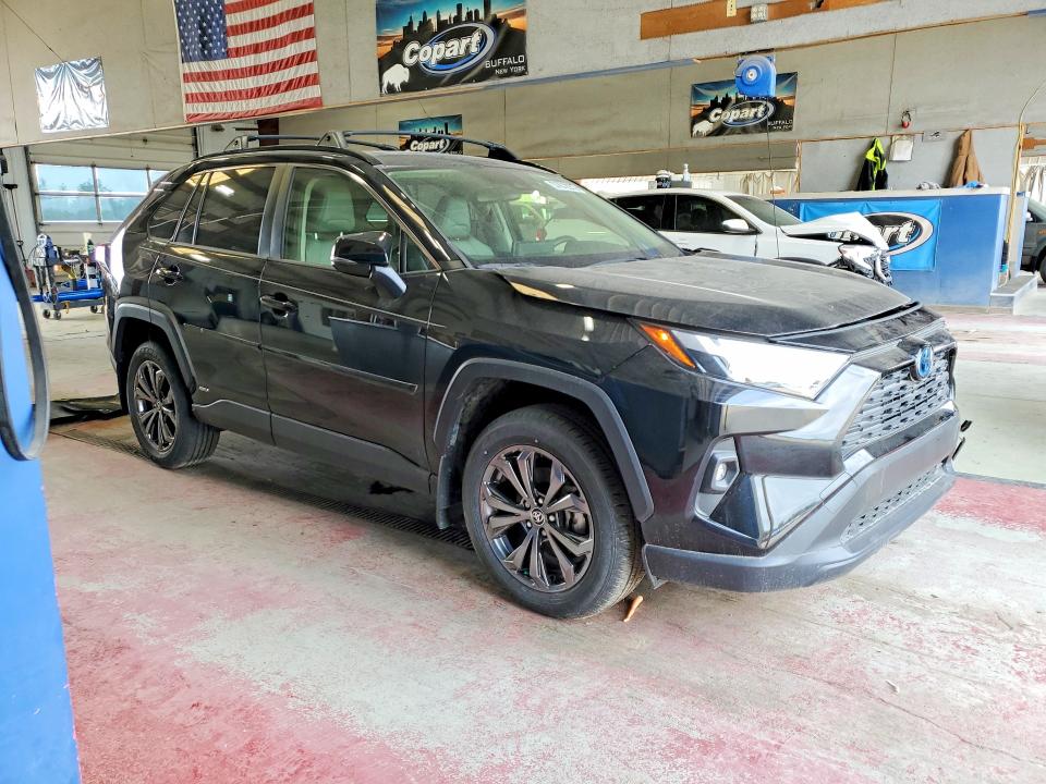 Продажа на аукционе авто 2022 Toyota Rav4, vin: JTMB6RFV6ND078099, номер лота: 57672973