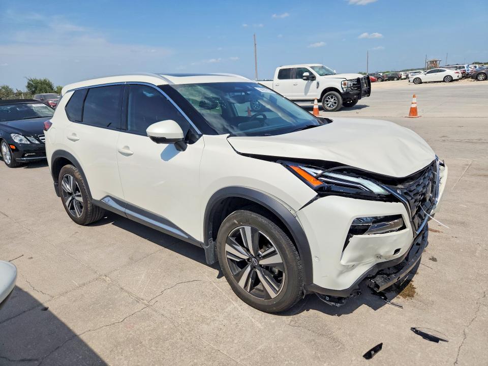 64282136 :رقم المزاد ، JN8BT3DC7PW108200 vin ، 2023 Nissan Rogue مزاد بيع