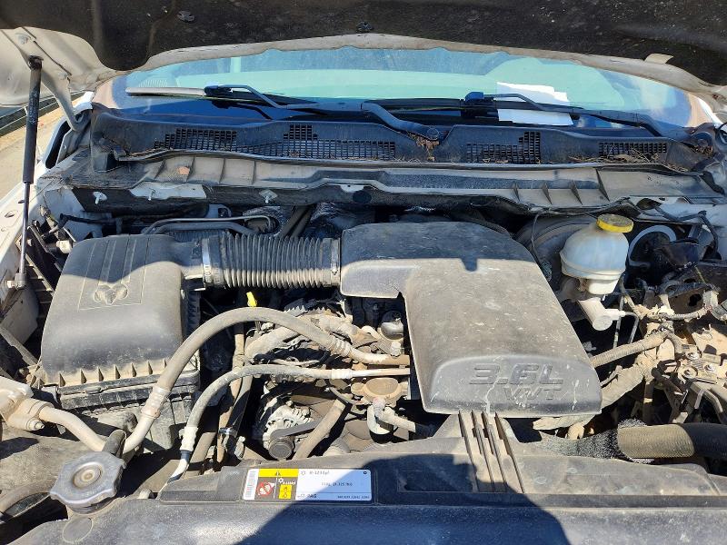 64512406 :رقم المزاد ، 3C6JR6DG2KG512336 vin ، 2019 Ram 1500 Classic مزاد بيع