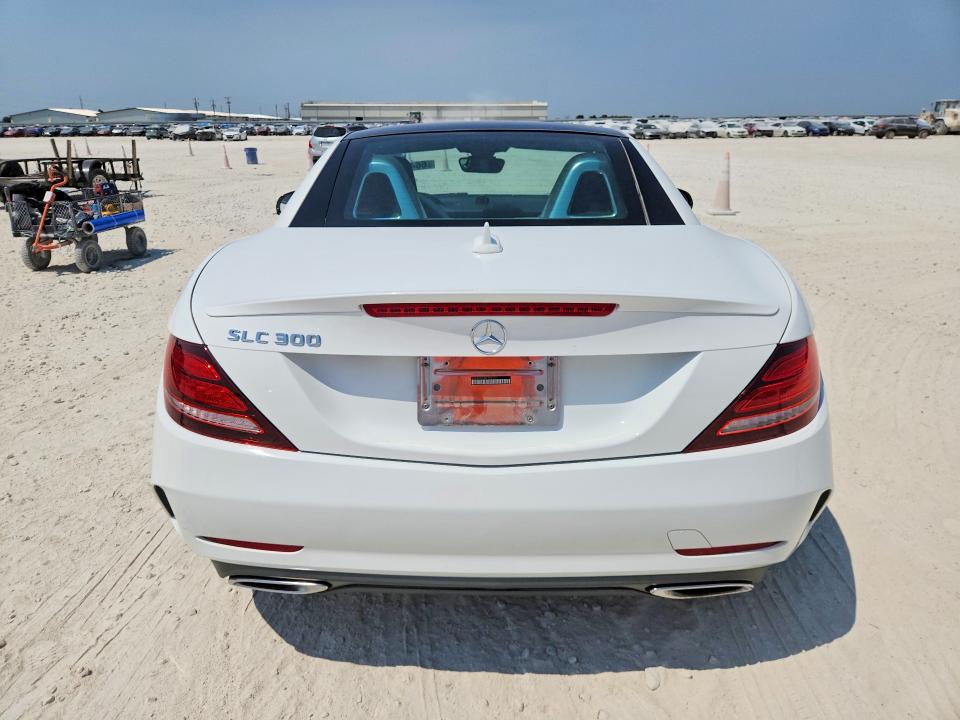 66466086 :رقم المزاد ، WDDPK3JA5KF157157 vin ، 2019 Mercedes-benz Slc مزاد بيع