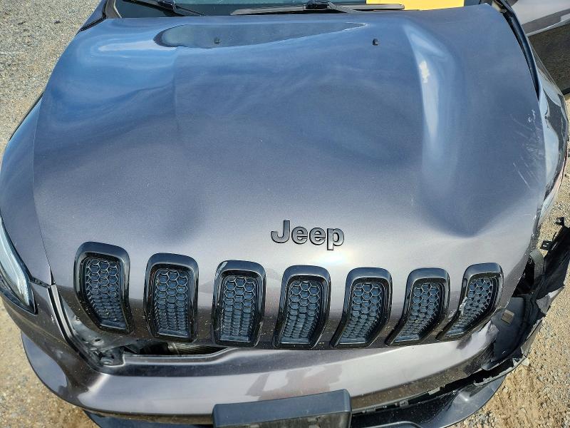 64139106 :رقم المزاد ، 1C4PJMCX6JD602617 vin ، 2018 Jeep Cherokee مزاد بيع