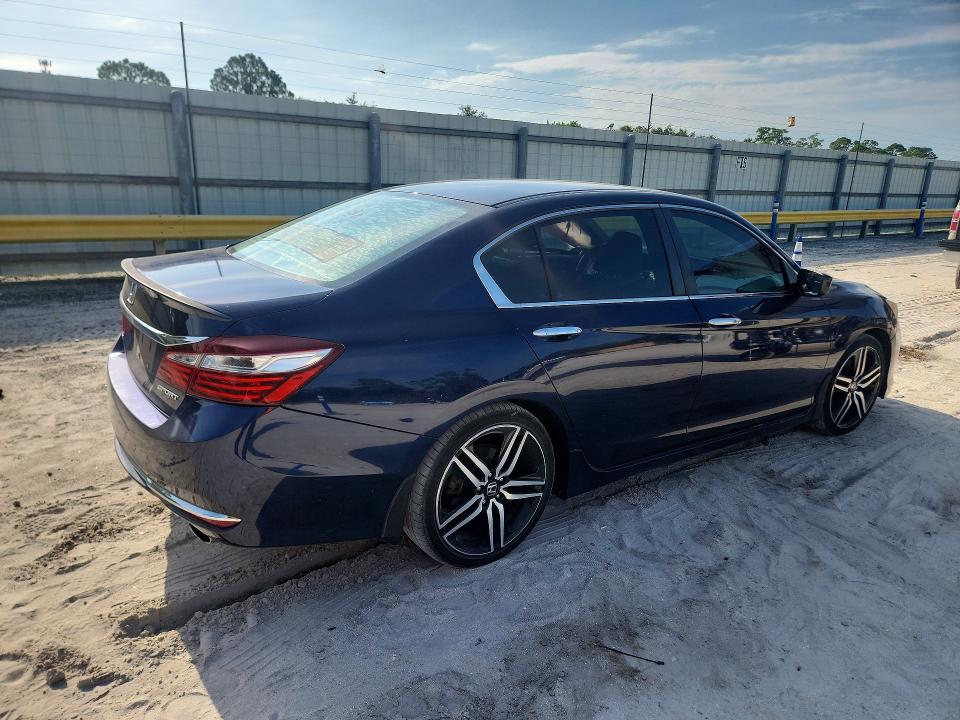 64935826 :رقم المزاد ، 1HGCR2F52HA088879 vin ، 2017 Honda Accord مزاد بيع
