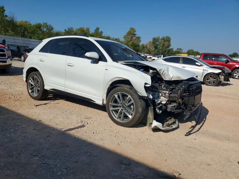 63408926 :رقم المزاد ، WA1EECF37R1120437 vin ، 2024 Audi Q3 مزاد بيع