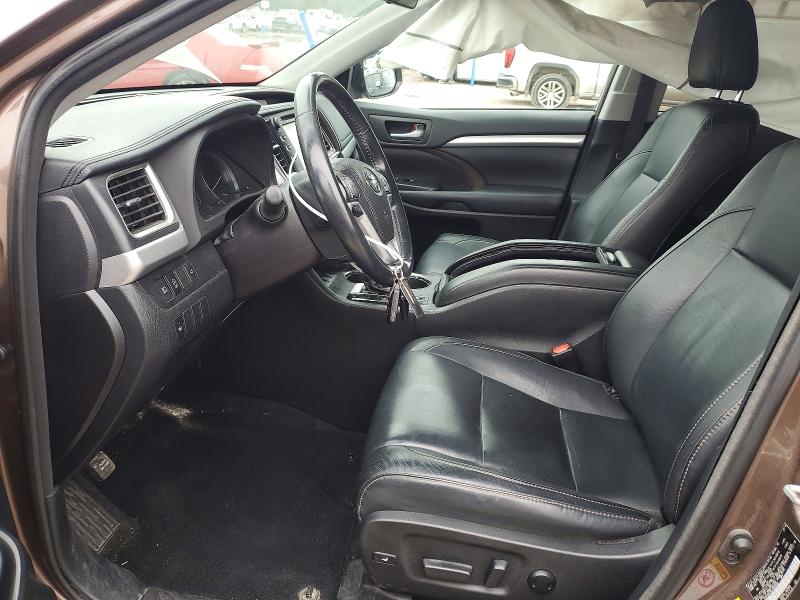 64201606 :رقم المزاد ، 5TDJZRFH6JS880860 vin ، 2018 Toyota Highlander مزاد بيع