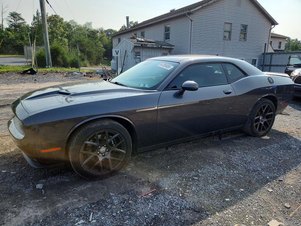 64705406 :رقم المزاد ، 2C3CDZBT7GH101494 vin ، 2016 Dodge Challenger مزاد بيع