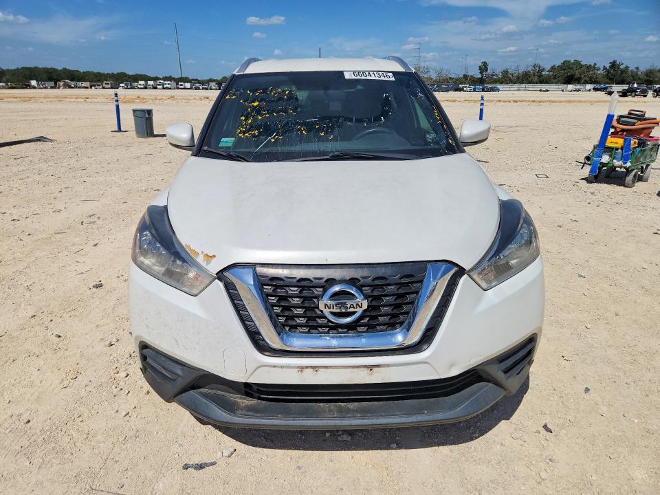 2018 Nissan Kicks მანქანა იყიდება აუქციონზე, vin: 3N1CP5CU8JL537548, აუქციონის ნომერი: 66041346