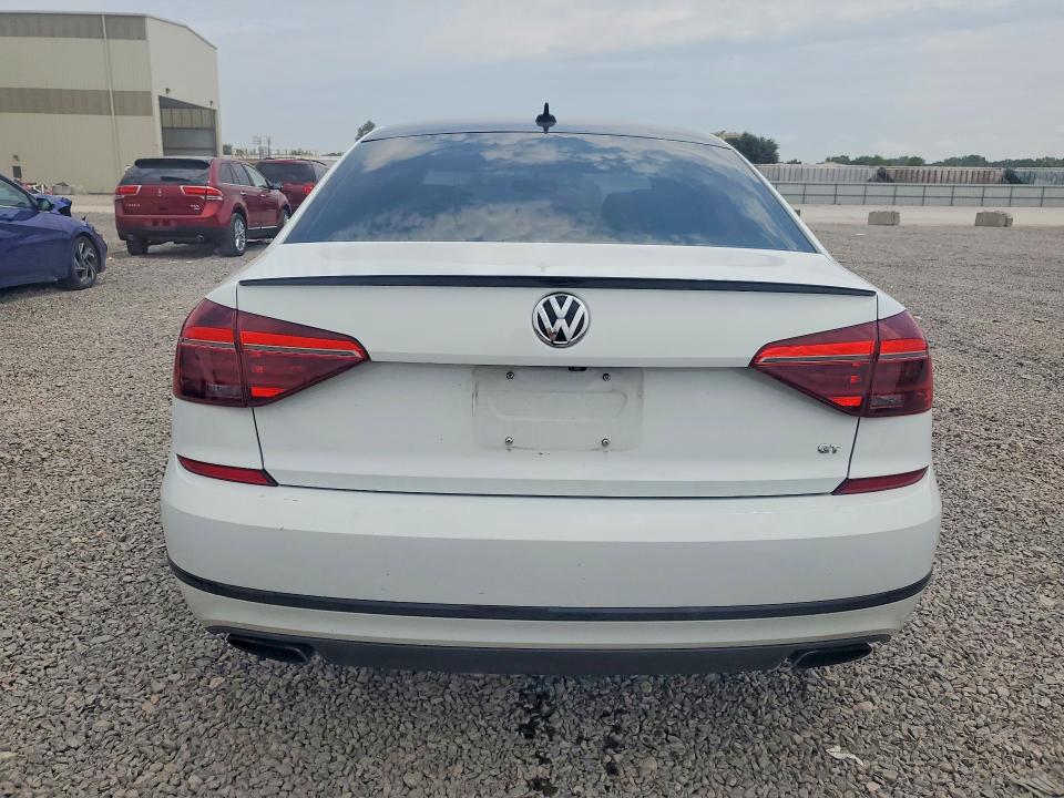 2018 Volkswagen Passat მანქანა იყიდება აუქციონზე, vin: 1VWJM7A34JC035115, აუქციონის ნომერი: 64205896