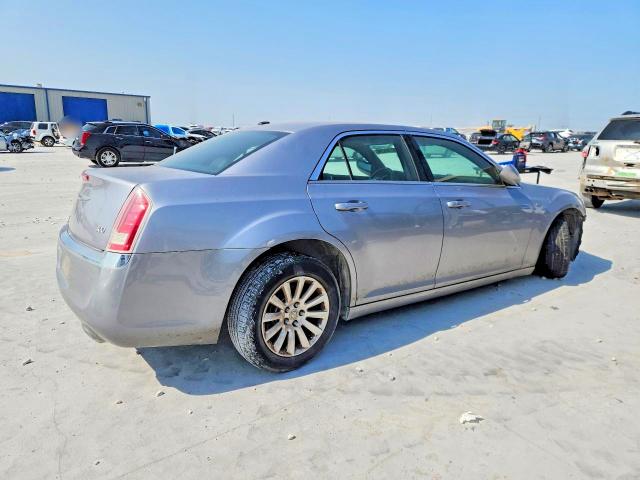 62785296 :رقم المزاد ، 2C3CCAAG5DH595116 vin ، 2013 Chrysler 300 مزاد بيع