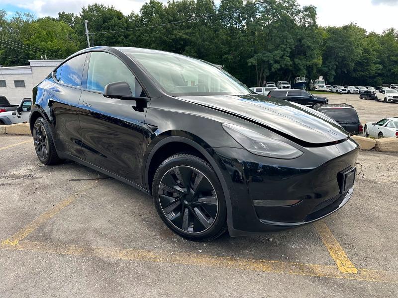 2024 Tesla Model Y მანქანა იყიდება აუქციონზე, vin: 7SAYGDEE4RA238488, აუქციონის ნომერი: 61993766