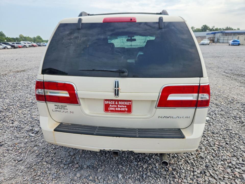 2008 Lincoln Navigator მანქანა იყიდება აუქციონზე, vin: 5LMFU285X8LJ04377, აუქციონის ნომერი: 63221016