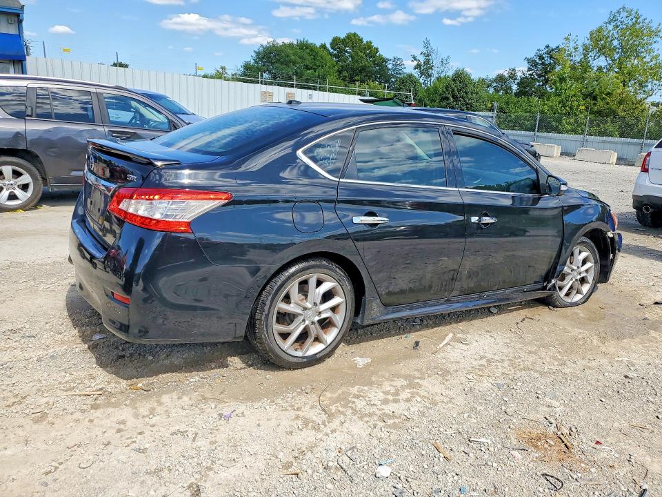 65009526 :رقم المزاد ، 3N1AB7AP6FY283718 vin ، 2015 Nissan Sentra مزاد بيع