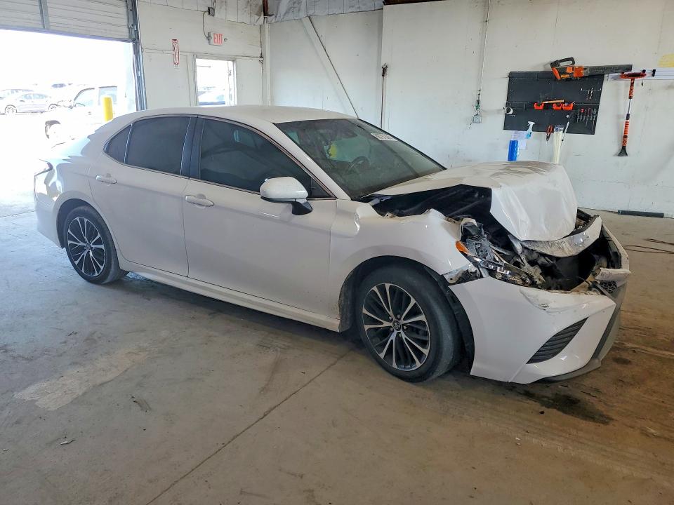 Продаж на аукціоні авто 2018 Toyota Camry, vin: 4T1B11HK9JU065579, номер лоту: 66797396