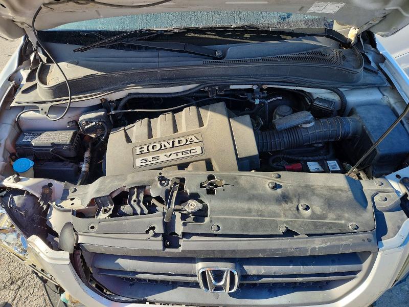2005 Honda Pilot მანქანა იყიდება აუქციონზე, vin: 2HKYF186X5H523682, აუქციონის ნომერი: 66548246