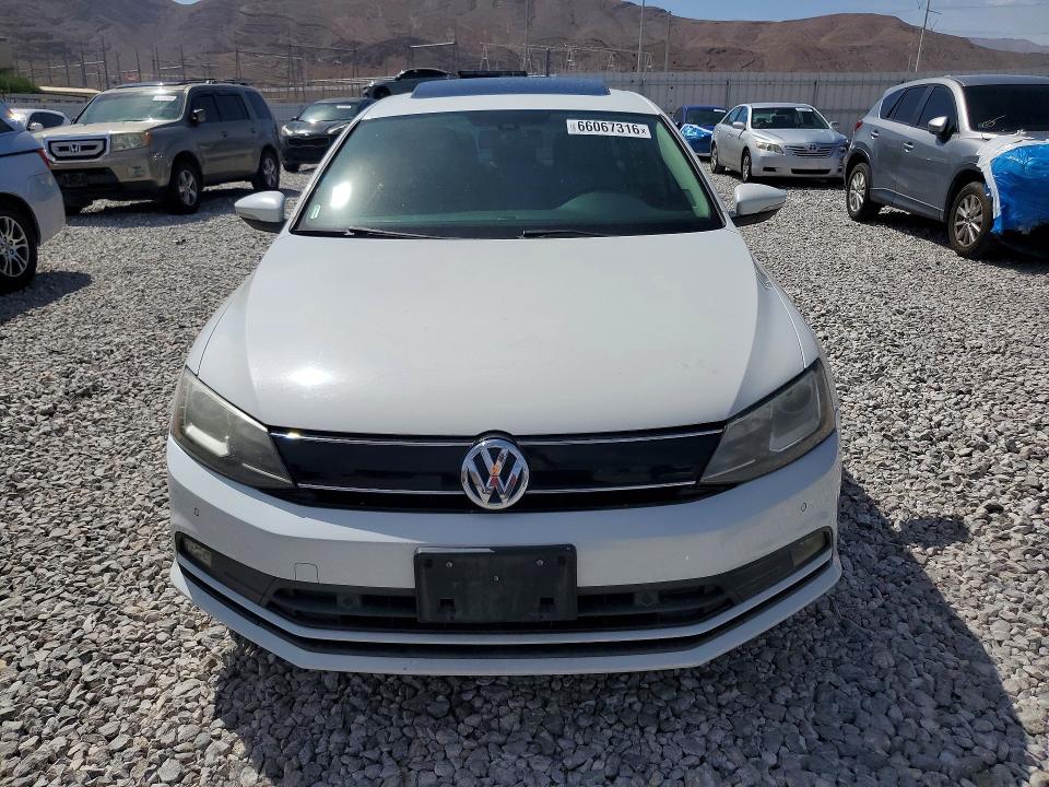 66067316 :رقم المزاد ، 3VW637AJ4GM340855 vin ، 2016 Volkswagen Jetta مزاد بيع