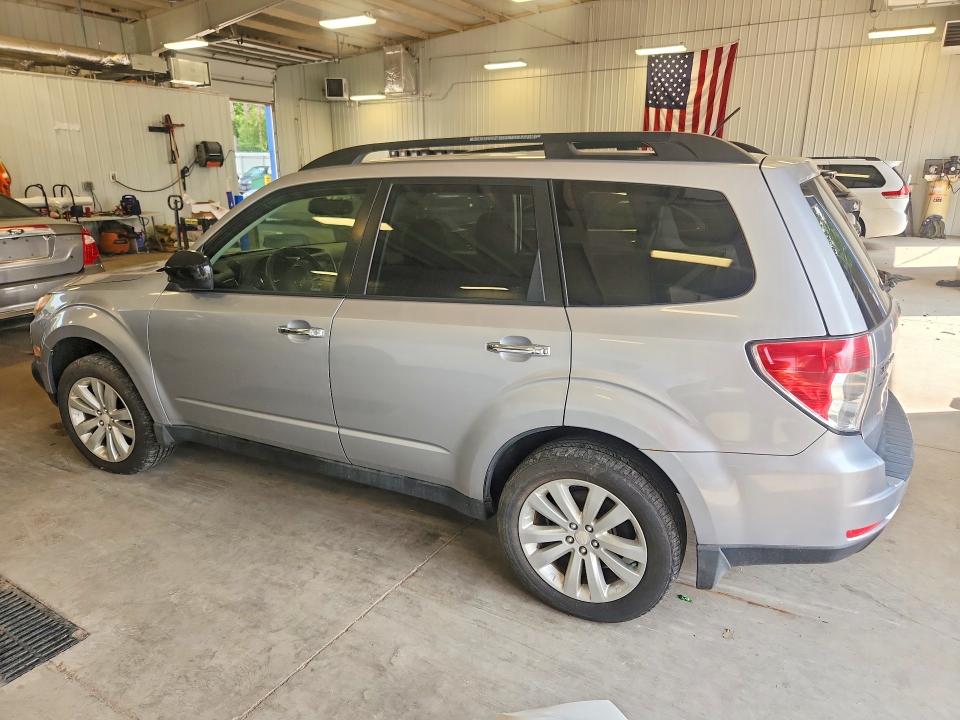 66529096 :رقم المزاد ، JF2SHBDC2CH417757 vin ، 2012 Subaru Forester مزاد بيع