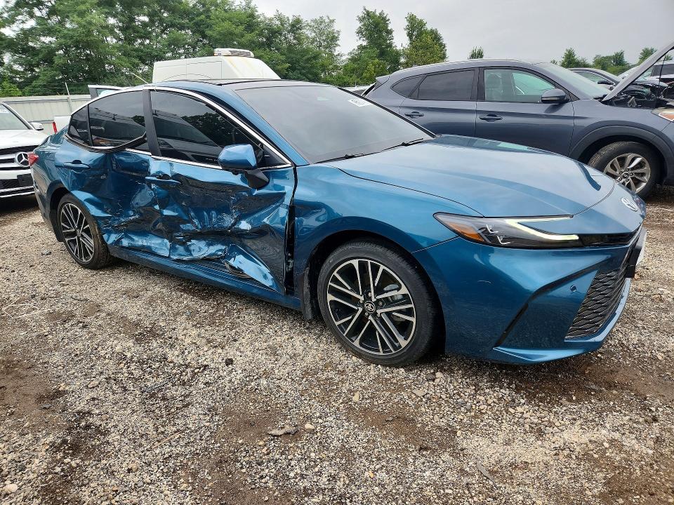 2026 Toyota Camry მანქანა იყიდება აუქციონზე, vin: 4T1DBADK9TU053866, აუქციონის ნომერი: 65037466