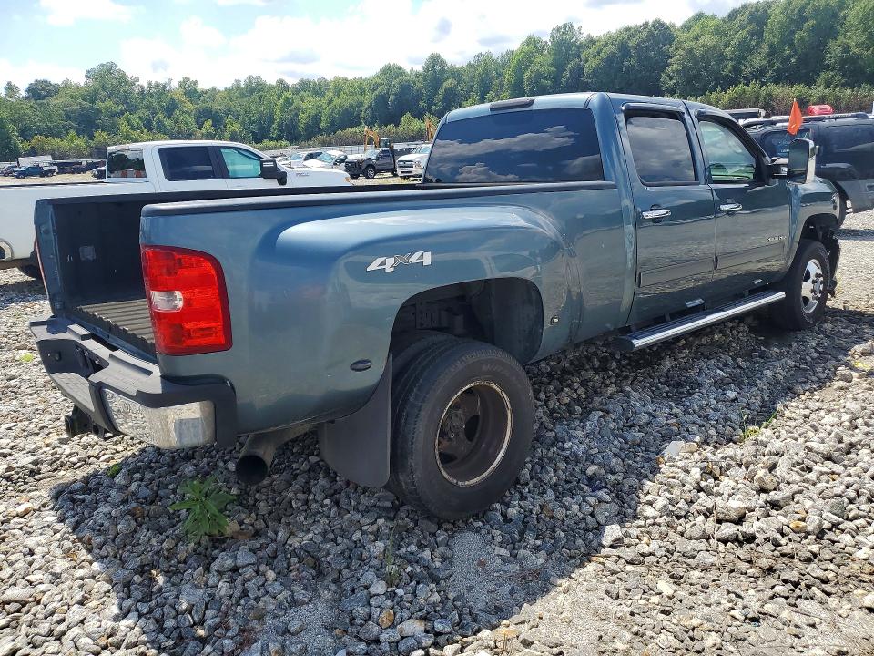 64600846 :رقم المزاد ، 1GC4K1C8XBF238148 vin ، 2011 Chevrolet Silverado مزاد بيع