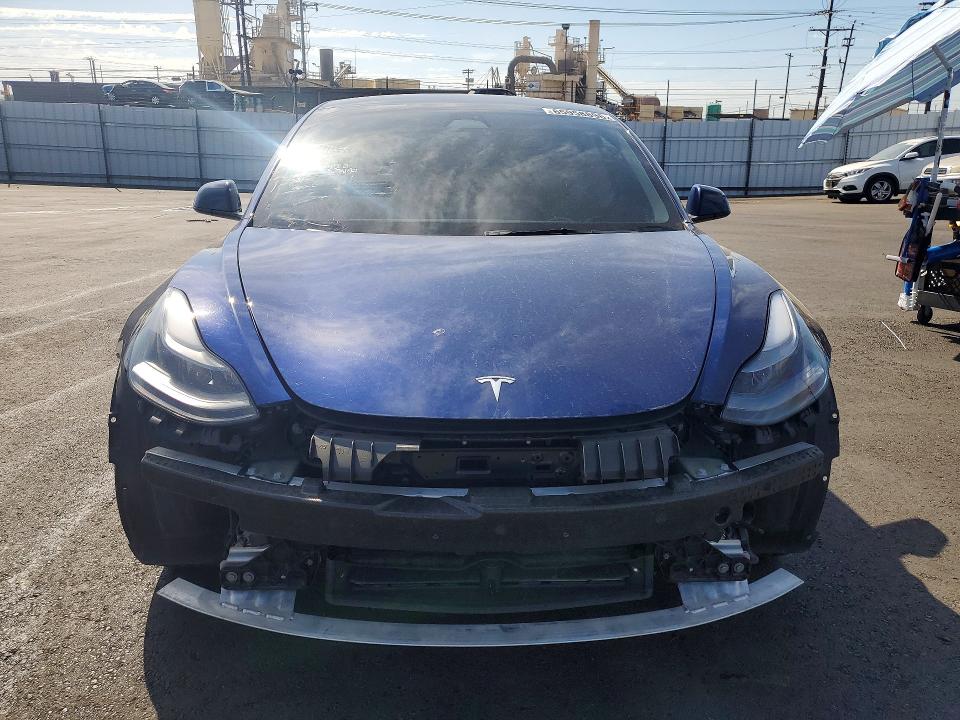 2022 Tesla Model 3 მანქანა იყიდება აუქციონზე, vin: 5YJ3E1EA7NF375818, აუქციონის ნომერი: 65958896