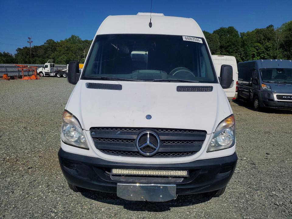 2011 Mercedes-benz Sprinter მანქანა იყიდება აუქციონზე, vin: WD3PE8CCXB5595055, აუქციონის ნომერი: 66063506